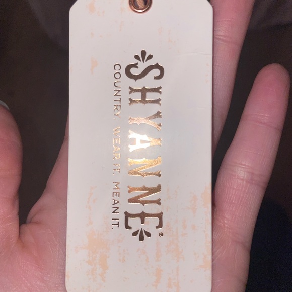 Shyanne Top - Picture 5 of 5